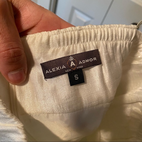 Alexia Admor shimmering satin strapless dress - Picture 2 of 2